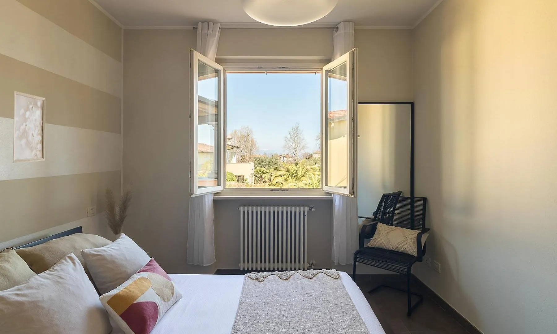 Montecarlo Charme Apartment سيرمِيوني