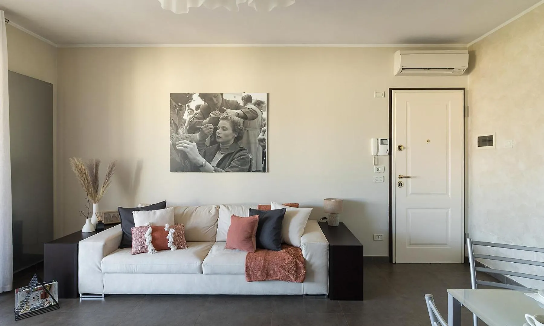 Montecarlo Charme Apartment سيرمِيوني إيطاليا