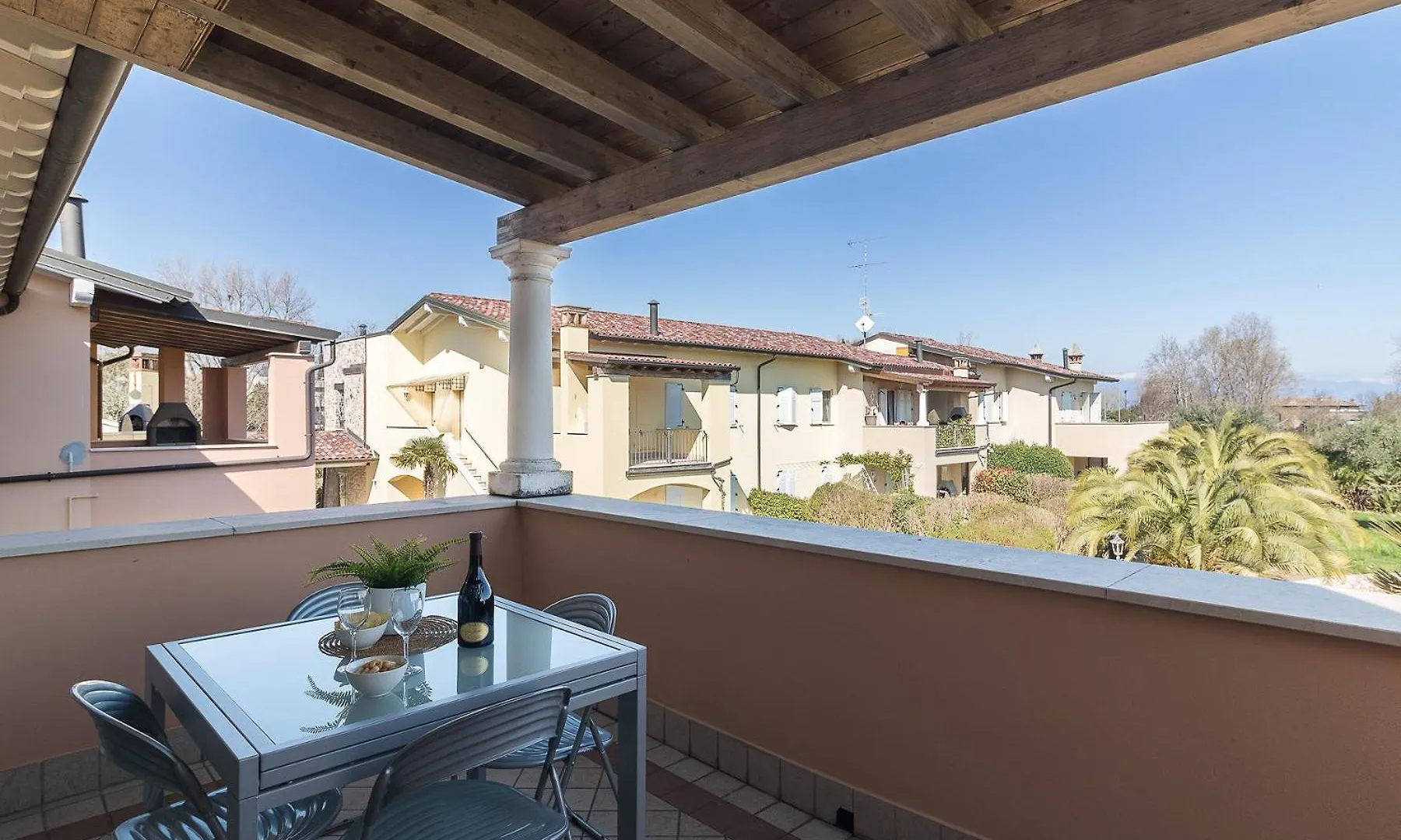 Montecarlo Charme Apartment سيرمِيوني 0*,