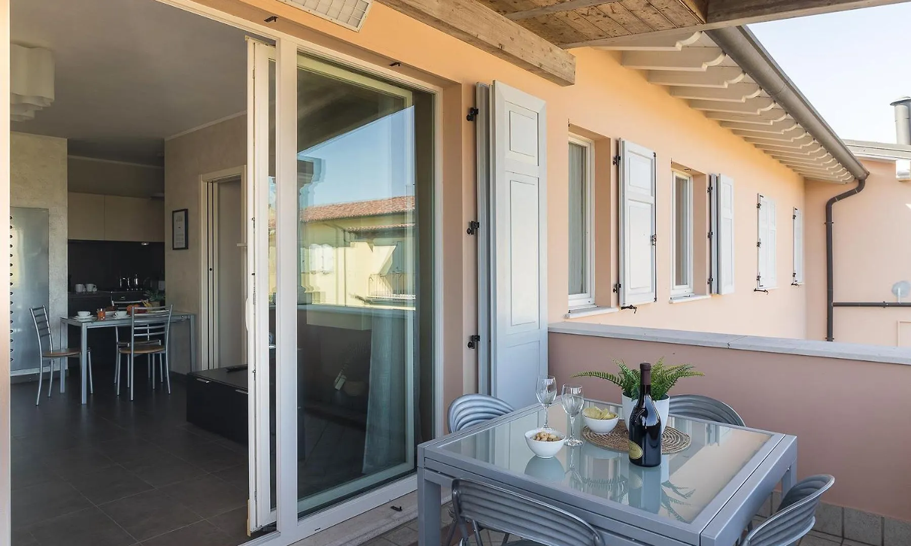 Montecarlo Charme Apartment سيرمِيوني 0*,  إيطاليا